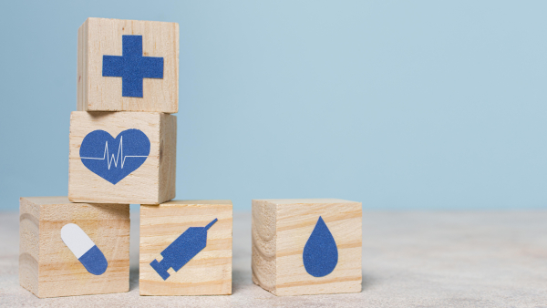 Assortiment de natures mortes médicales en vue frontale